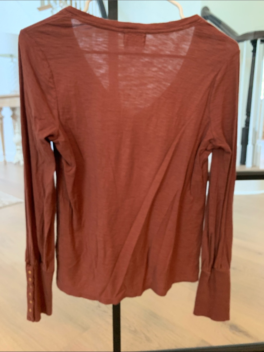 Nation LTD Women's V-Neck Long Sleeve Top - Rust Brown - Picture 4 of 4